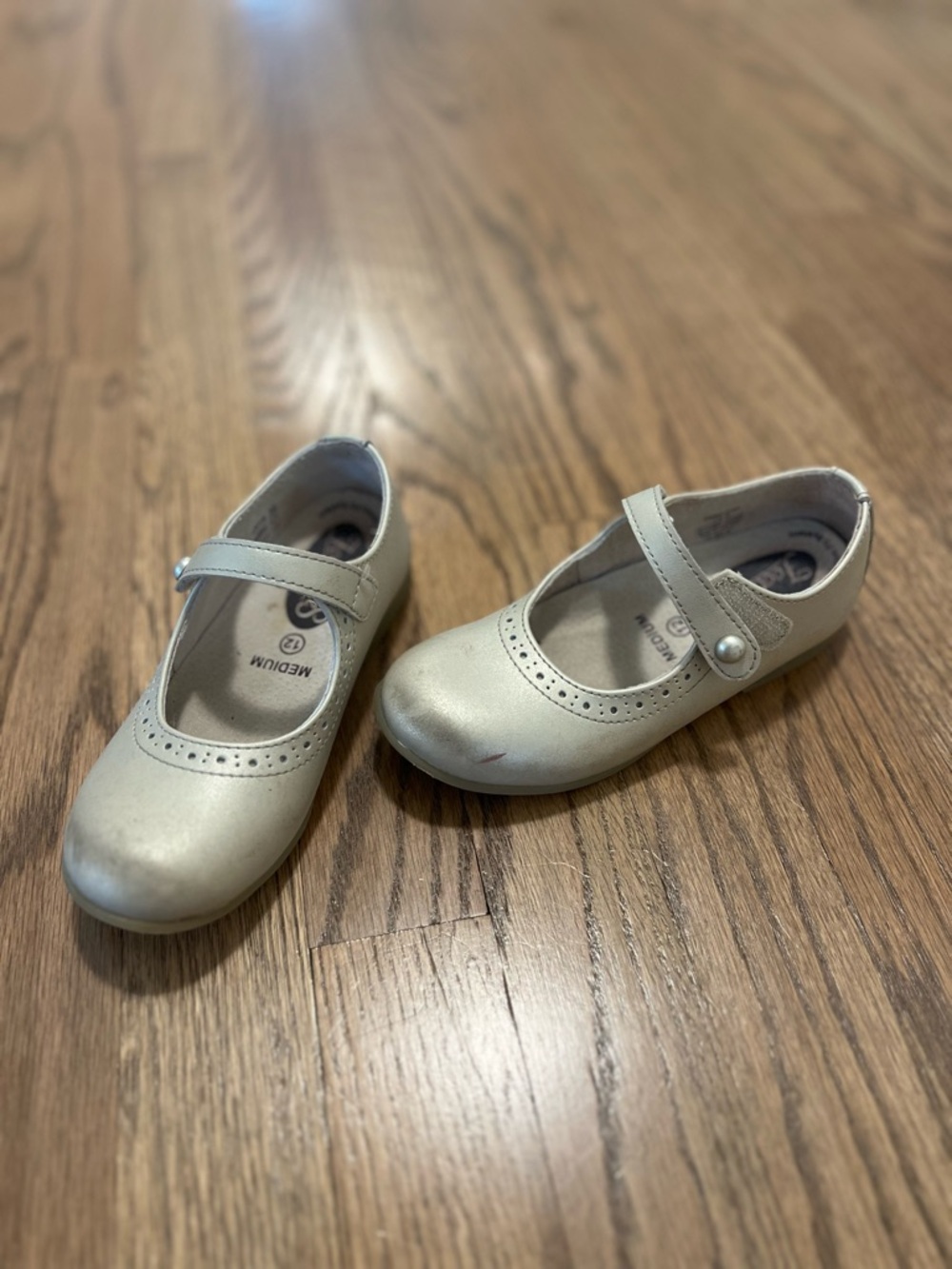 FootMates Girls' Pearl-White Mary Jane Dress Shoes
